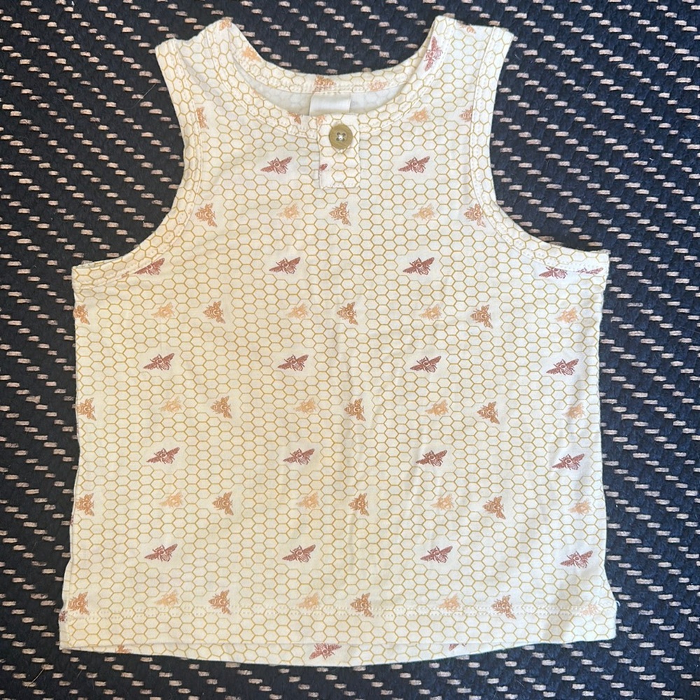 Kate Quinn tank